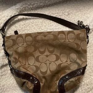 Coach Sutton, pebble, leather hobo shoulder bag